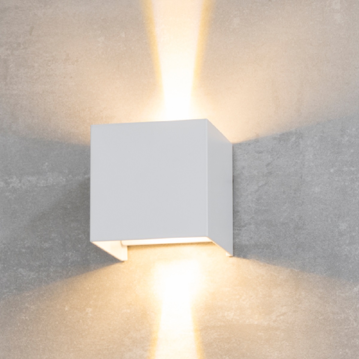 ARANDELA LED VONA IP65 2X3W 3000K BR