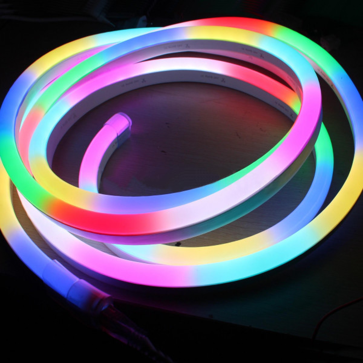 MANG NEON LED LINE DIGITAL ACABAMENTO